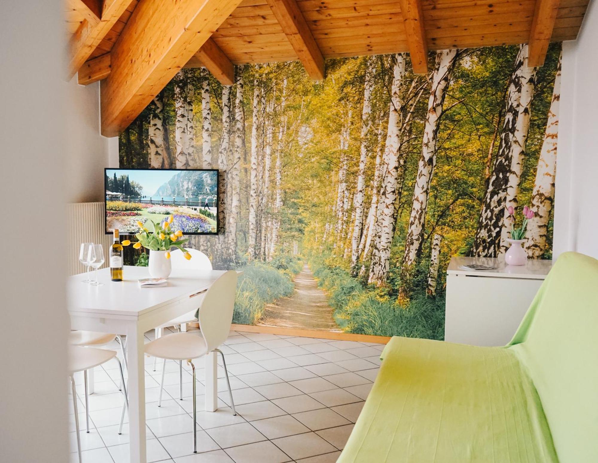 Appartamento Betulla - Peaceful & Happy Stay Riva del Garda Exterior photo